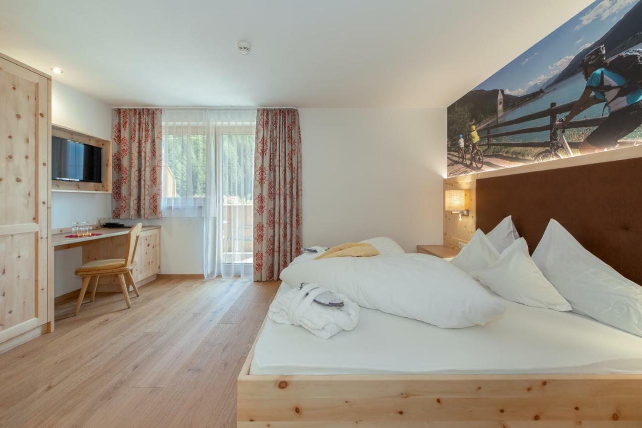 Hotel Theiner Curon Venosta Eksteriør billede