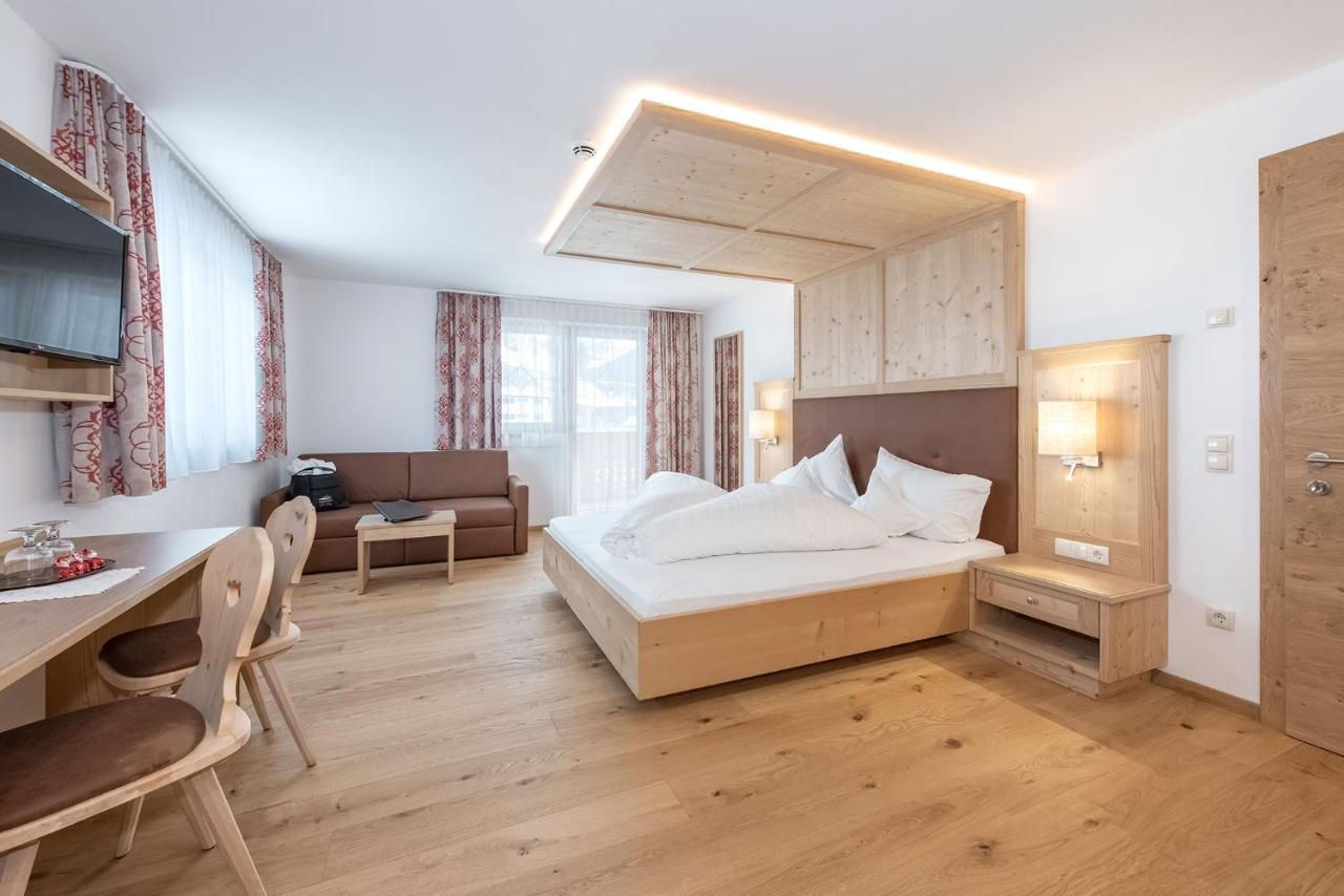 Hotel Theiner Curon Venosta Eksteriør billede